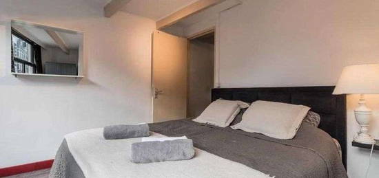 Ofereço um apartamento para alugar