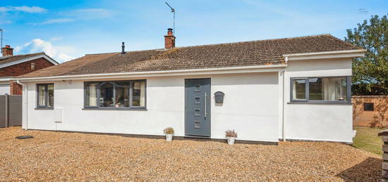 4 bed detached bungalow for sale