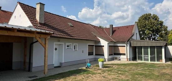 Traumhafter Bungalow mit großem sonnigen Garten in Gattendorf