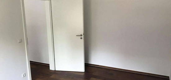 Helle 2-Zimmer-Wohnung in ruhiger Lage von KL