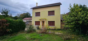 Maison Saint Genix Les Villages 5 pièce(s) 90.15 m2