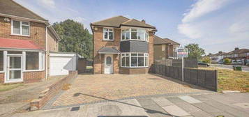 Detached house to rent in Longmead Drive, Sidcup DA14