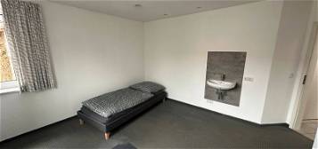 1 oder 2 Zimmer, Monteurswohnung, Bad, Küche ab 450€