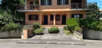 Casa indipendente in vendita in via Don Feliciano Siena, 1