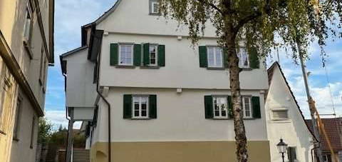 Gemütliche Maisonette-Wohnung mit 5-Zimmern in denkmalgeschütztem Haus (17. JH) in Lauffen am Neckar