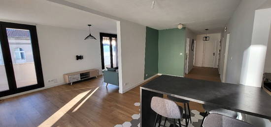 Appartement T3 meublé 83m2 plein centre d'Agen