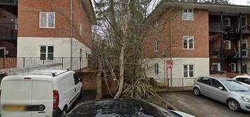 2 bed flat to rent