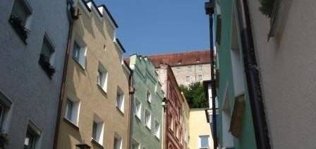 Schöne Altstadt Wohnung am" Fuße der Burg" zu verkaufen!!