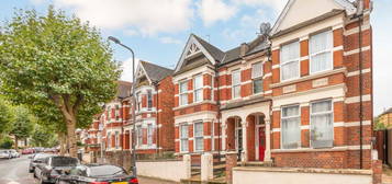 Flat for sale in Harlesden Gardens, London NW10