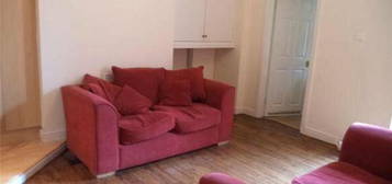 3 bedroom ground floor flat