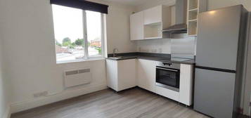 2 bed flat to rent