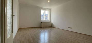 RUHIG gelegene 2 Zimmer Wohnung