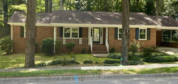 302 SE Maynard Rd, Cary, NC 27511