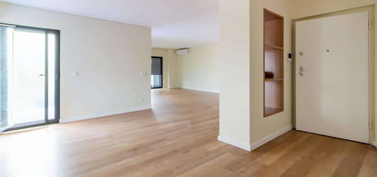 Apartamento T4 Novo em  Olhalvas, Leiria