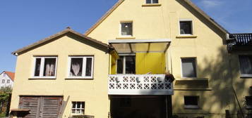 6 Zimmerwohnung mit Balkon und Stellplatz