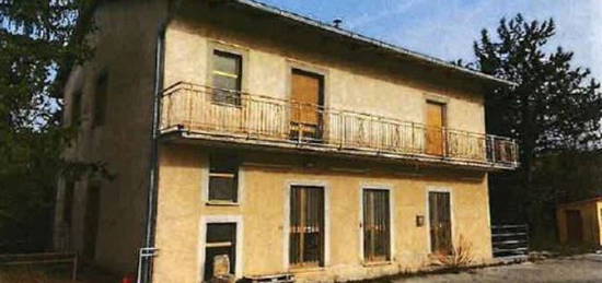 Casa indipendente all'asta in località Ponte Parrano