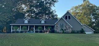 393 Lake Cherami Dr, Grenada, MS 38901