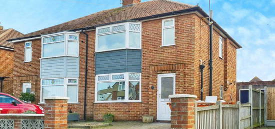 3 bedroom semi-detached house