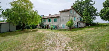 PORZIONE DI CASA CON 3 CAMERE IN ZONA PANORAMICA A