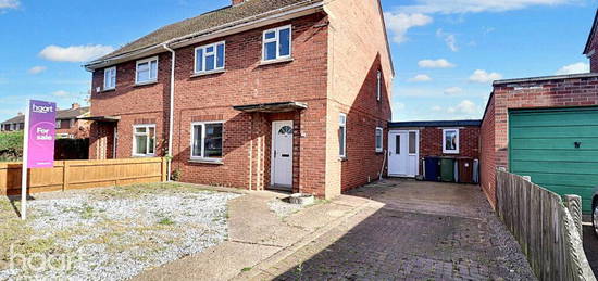 3 bedroom semi-detached house for sale