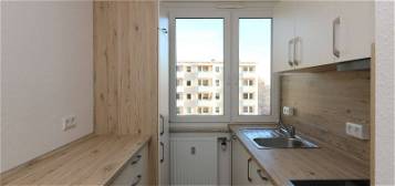 Is(s)t das deine neue Wohnung mit Einbauküche? 3-RW inkl. EBK und Balkon!