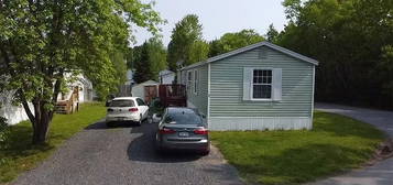1 Blake St, Burton, NB E2V 2Z8