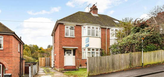 5 bedroom semi-detached house