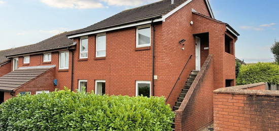 Maisonette to rent in Smith Field Road, Alphington, Exeter EX2