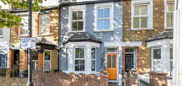 4 bedroom terraced house for sale