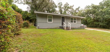 1508 Phillips Ln, Mobile, AL 36618