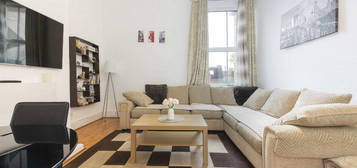 Flat for sale in Colney Hatch Lane, London N10