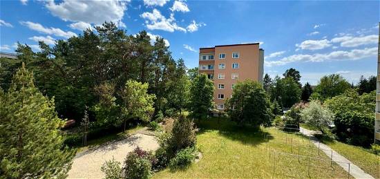 Gemütliche 1,5-Zimmer-Eigentumswohnung mit Balkon und Blick ins Grüne in Cottbus zu verkaufen!