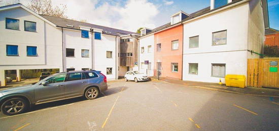 Flat to rent in Hoopern Mews, Exeter EX4