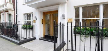 Studio to rent in 39 Hill Street, Mayfair, London W1J