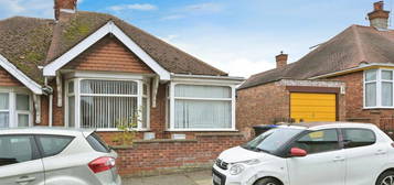 2 bedroom semi-detached bungalow for sale