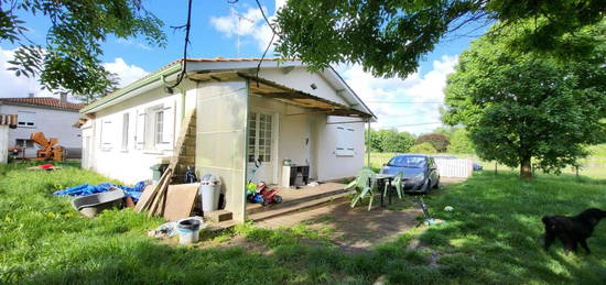 Maison de plain-pied  à vendre, 4 pièces, 3 chambres, 82 m²