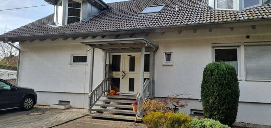 Schöne 5,5-Raum-Wohnung mit EBK und Terrasse in Tuttlingen/Möhrin