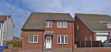 1 bedroom detached house