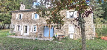 Maison en pierres - 07320 SAINT-AGREVE