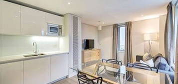 3 bed flat to rent