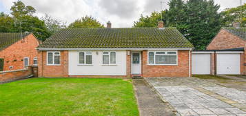 4 bed semi-detached bungalow for sale