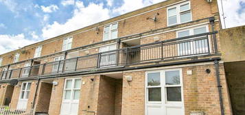 2 bedroom maisonette for sale