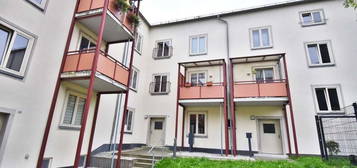 *Tolle Single-Wohnung mit Einbauküche und Balkon - zentrumsnah*