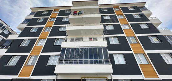 NOVADA AVM ARKASINDA KİRALIK SIFIR 3+0 DAİRE.