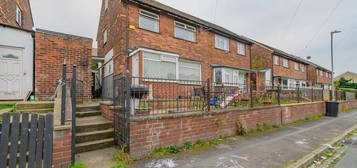 3 bed semi-detached house for sale