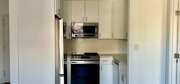 20 Terrace Pl Apt 3C, Brooklyn, NY 11218