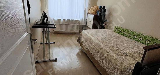 DARICA SAHİLİN DİBİNDE FIRSAT DAİRE