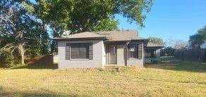 550 E  Main St, Fairfield, TX 75840