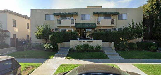 617 N Orange Dr, Los Angeles, CA 90036