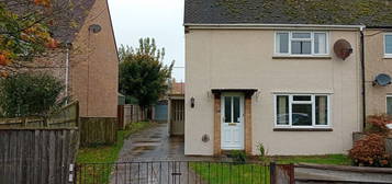 2 bed end terrace house to rent